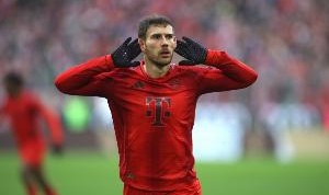 格雷茨卡：不打算在今夏离开拜仁，但不能完全排除未来去国外踢球