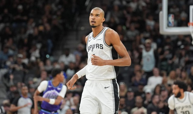 yl23455永利官网-文班亚马：中国之行很美好，我在少林寺学到了从未经历的移动方法