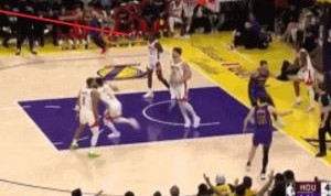 yl23455永利官网-并不是乱补哨！阿门压哨犯规 边线裁判当时已举手吹哨！