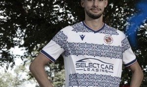 yl23455永利中国有限公司-官方：曼城22岁中后卫芬利-伯恩斯外租英甲雷丁1个赛季