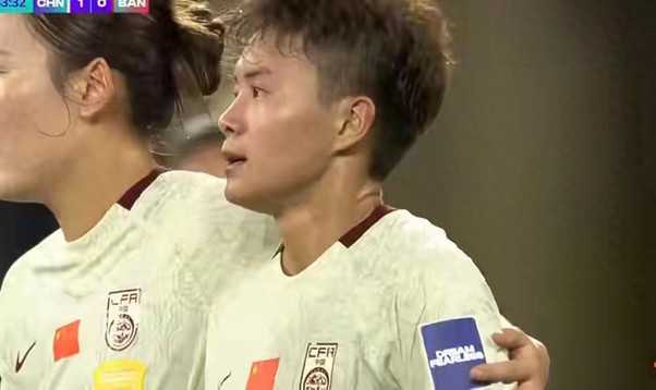 yl23455永利最新网址-女足亚洲杯开门红背后：王霜伤退与小组第二的隐忧|孟加拉|中国女足|朝鲜|裁判|韩国_新浪体育_新浪新闻